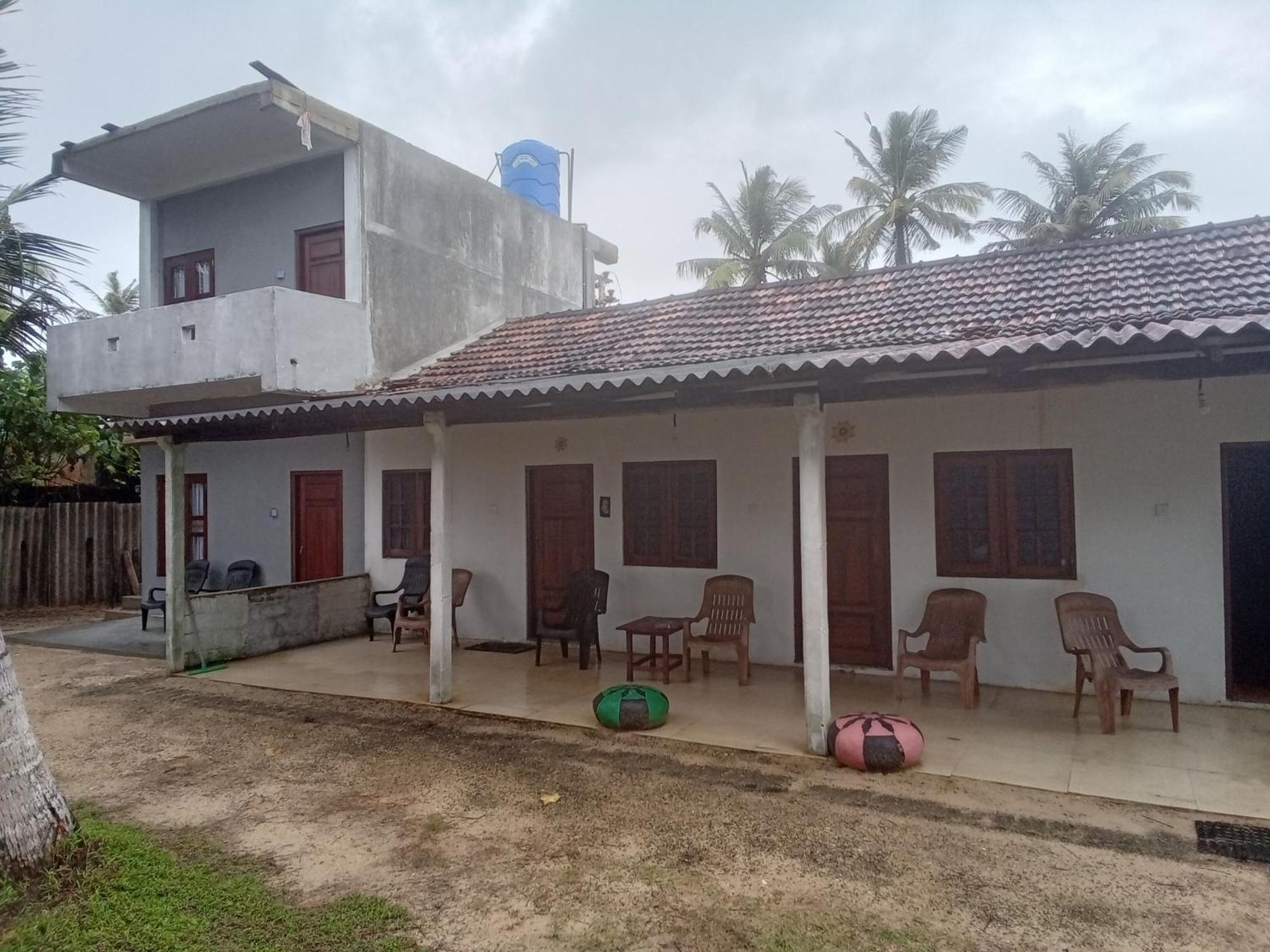Hotel Kusuma'S Lazy Left Midigama East Zewnętrze zdjęcie